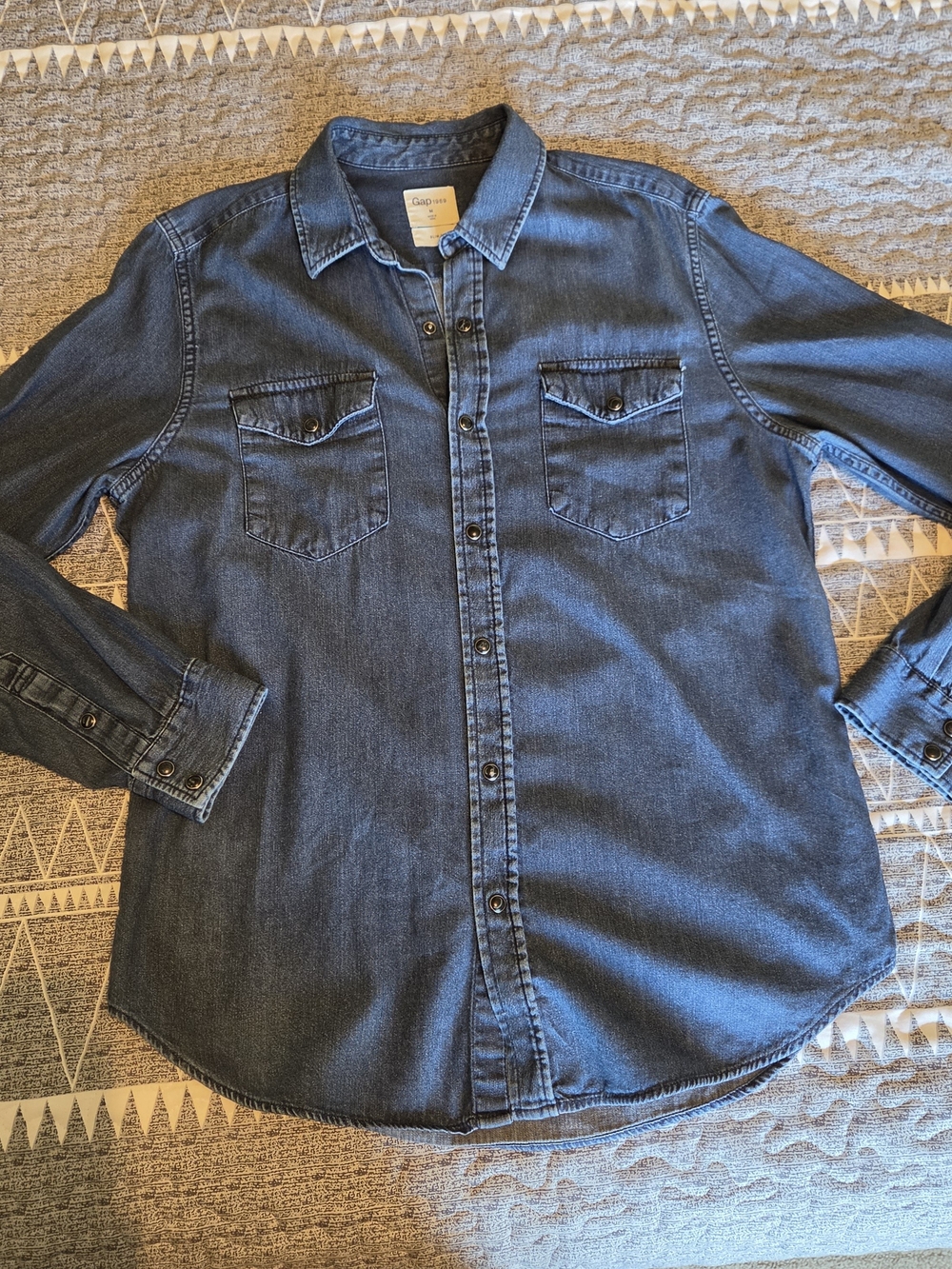 Gap Dark Blue Denim Button-Up Shirt Slim Fit Sz. Med